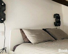 Koko talo/asunto White Loft Alicante (Alicante, Espanja)