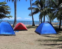 Khách sạn Nichos Island Resort (Talibon, Philippines)