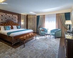 Khách sạn Manor Hotel (Tashkent, Uzbekistan)