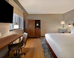 Hotel Four Points By Sheraton Boston Newton (Newton, USA)