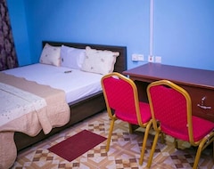 Ask Ameh Hotel (Madina, Gana)