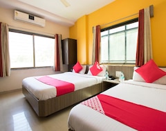 Khách sạn OYO 4092 Hotel Sai Palkhi (Shirdi, Ấn Độ)