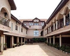 Townhall Hotel & Suites (Lagos, Nigeria)