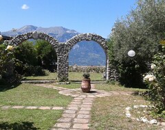 Toàn bộ căn nhà/căn hộ Vacation Rental House Civita Dantino - Mountain House With Garden In Abruzzo (Civita d'Antino, Ý)