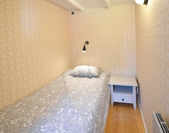 Toàn bộ căn nhà/căn hộ 5 Bedroom Accommodation In Lilla Edet (Lilla Edet, Thụy Điển)