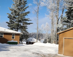 Cijela kuća/apartman Cozy Sunset Lake Cottage On Atv /snowmobile Trails! (Champion, Sjedinjene Američke Države)