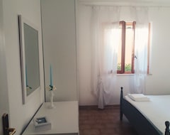Hele huset/lejligheden New Apartment Just 3 Minutes From The White Beaches! (Portoferraio, Italien)