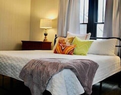 Toàn bộ căn nhà/căn hộ 6 Bedroom Home With A Shabby Chic Touch!n (Sherman, Hoa Kỳ)
