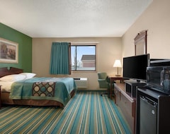 Motel Coratel Inn & Suites by Jasper New Richmond (New Richmond, EE. UU.)