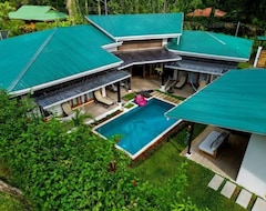 Koko talo/asunto Villa Port Vell, New Home 4 Br/4 Ba, Pool And Bar! (Puntarenas, Costa Rica)