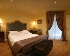 Hotel Villa Duse (Rome, Italy)
