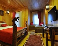 Hotel Inan Kardeşler Bungalow Motel (Uzungöl, Turkey)