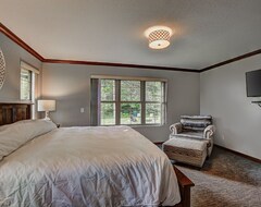 Entire House / Apartment Eagle'S Haven At Wild Eagle Lodge (Eagle River, USA)