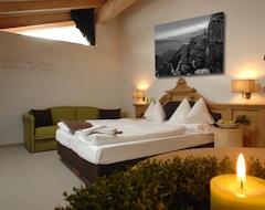 Romantic Hotel Excelsior (Cavalese, İtalya)