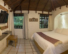 Hotel Bosques del Sol Suites (San Cristóbal de las Casas, México)