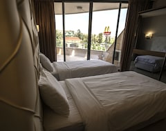 Delora Hotel And Suites (Chtoura, Libanon)