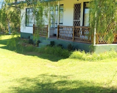 Koko talo/asunto Molweni Cottage (Graaff-Reinet, Etelä-Afrikka)