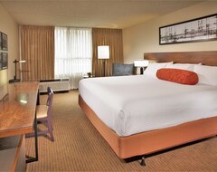 Hotel Better Choice For Your Vacation! 2 Sleek Units, On-site Bar, Free Parking, Pool (Bellevue, USA)