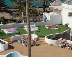 Hotel Neptuno Suites (Costa Teguise, Spanien)