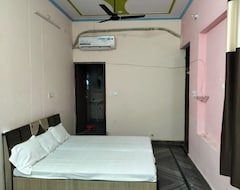Suresh Guest House & Hotel (Bharatpur, Indija)
