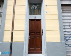 Khách sạn Porta Nuova Luxury Apartments (Turin, Ý)