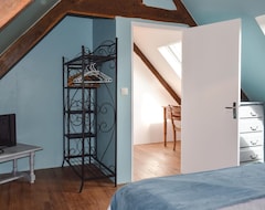 Tüm Ev/Apart Daire 3 Bedroom Accommodation In Trezeny (Trézény, Fransa)