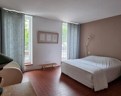 فندق Burrhus (فايسون لا روماين, فرنسا)