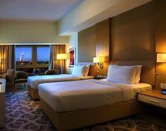 Khách sạn Metropolitan Hotel Dubai (Dubai, Các tiểu vương quốc Ả Rập Thống Nhất)