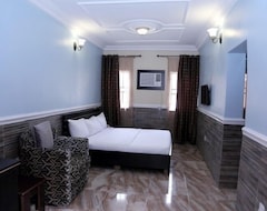 Khách sạn Dekka S Limited (Calabar, Nigeria)