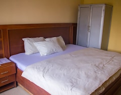 Hotel Emota Paradise (Phase 2) (Lagos, Nigeria)