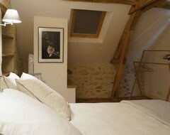 Toàn bộ căn nhà/căn hộ L 'Abeille Bleue - Cottage - 4/6 People - Azay-Le-Rideau - From 70 € / Night (Cheillé, Pháp)