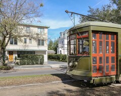 Hele huset/lejligheden Stunning Traditional Townhome In The Heart Of Uptown (New Orleans, USA)
