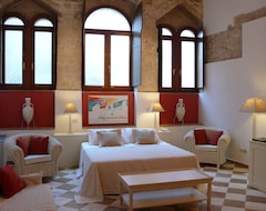 Khách sạn Hotel & Residenza 100 Torri (Ascoli Piceno, Ý)