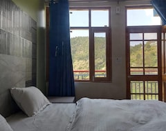 Khách sạn Winter Valley Chail Homestay (Shimla, Ấn Độ)