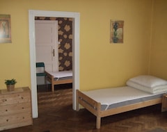 Hotelli Old Walls (Krakova, Puola)