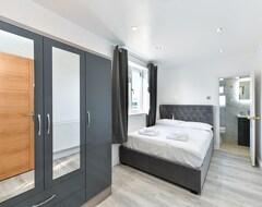 Cijela kuća/apartman Sherwood Street - Picturesque 2 Bedroom Bungalow With 2 En-suite Bathroom (Mansfield, Ujedinjeno Kraljevstvo)