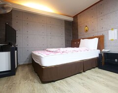 Hotel Geumsan Wolyeongsan Motel (Geumsan, Sydkorea)