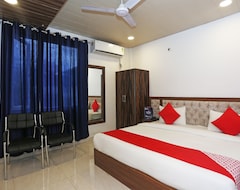 Khách sạn Hotel Rosewood Inn (Dehradun, Ấn Độ)