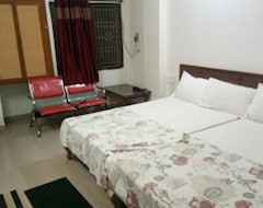 Khách sạn Hotel Jayaam (Srikalahasthi, Ấn Độ)