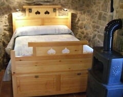Toàn bộ căn nhà/căn hộ Charming Traditional Stone Cottage Nestled In The Woods Minutes From  Coast (Pontevedra, Tây Ban Nha)