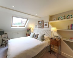 Hotel Comfortable double bedroom with ensuite bathroom, sitting room & roof terrace (London, Ujedinjeno Kraljevstvo)
