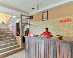 Hotel OYO 10429 TKG Grande (Munnar, Indien)