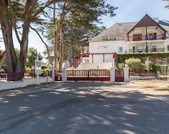 Khách sạn Pierre & Vacances Premium Le Domaine de Cramphore (Le Pouliguen, Pháp)