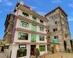 Hotel Oyo Flagship 809319 Delhi Star (Srinagar, Indien)