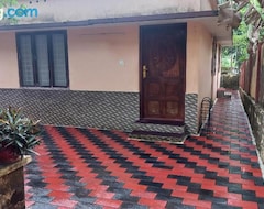 Casa/apartamento entero Grand Home To Stay Kunnamthanam Thiruvalla (Tiruvalla, India)