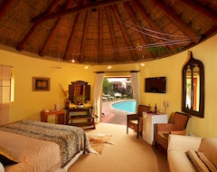 Hotel French Lodge International (George, South Africa)