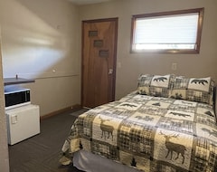 Toàn bộ căn nhà/căn hộ (#1) Clean, Updated Motel Room (Faulkton, Hoa Kỳ)