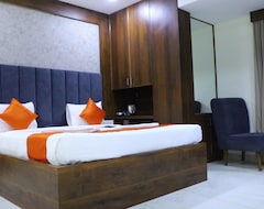 Khách sạn HOTEL JB'S MINERVA GRAND (Suryapet, Ấn Độ)