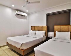 Khách sạn Fabhotel Prime 7 Orbit (Bharuch, Ấn Độ)