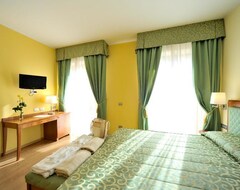 Khách sạn Hotel Resort & Spa Miramonti (Rota d’Imagna, Ý)
